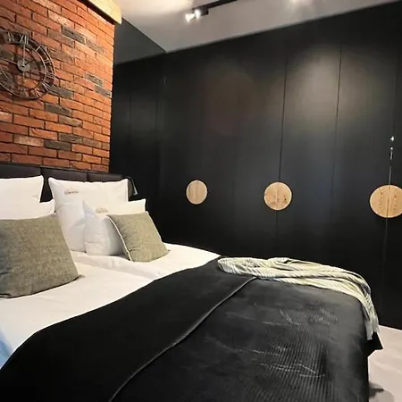 Granaria Premium By Downtown Apartment