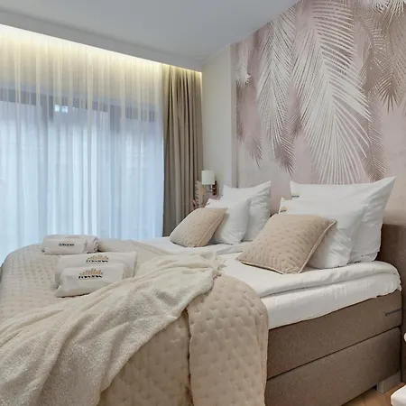 Granaria Premium By Downtown Aparthotel 4*