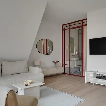 Ξενοδοχείο με διαμερίσματα Granaria Premium By Downtown 4*