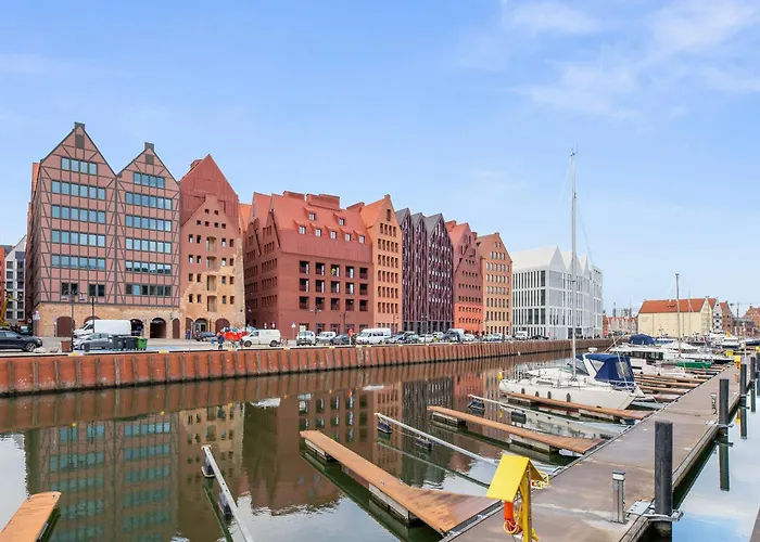 Ξενοδοχείο με διαμερίσματα Granaria Premium By Downtown 4*