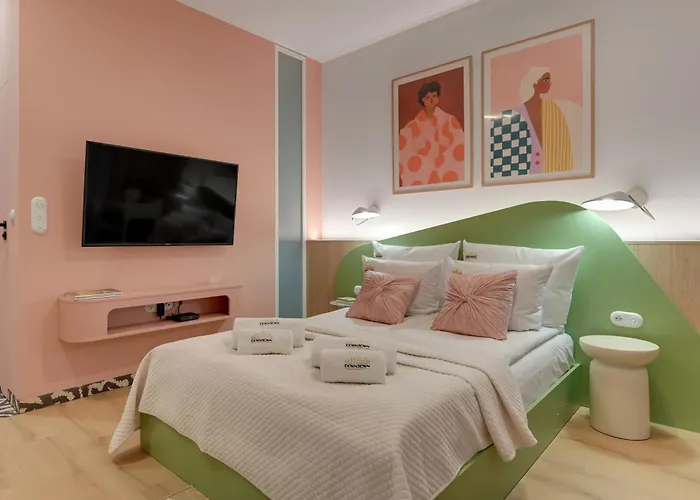 Ξενοδοχείο με διαμερίσματα Granaria Premium By Downtown