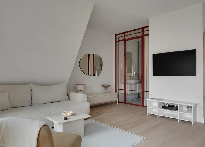 Ξενοδοχείο με διαμερίσματα Granaria Premium By Downtown 4*